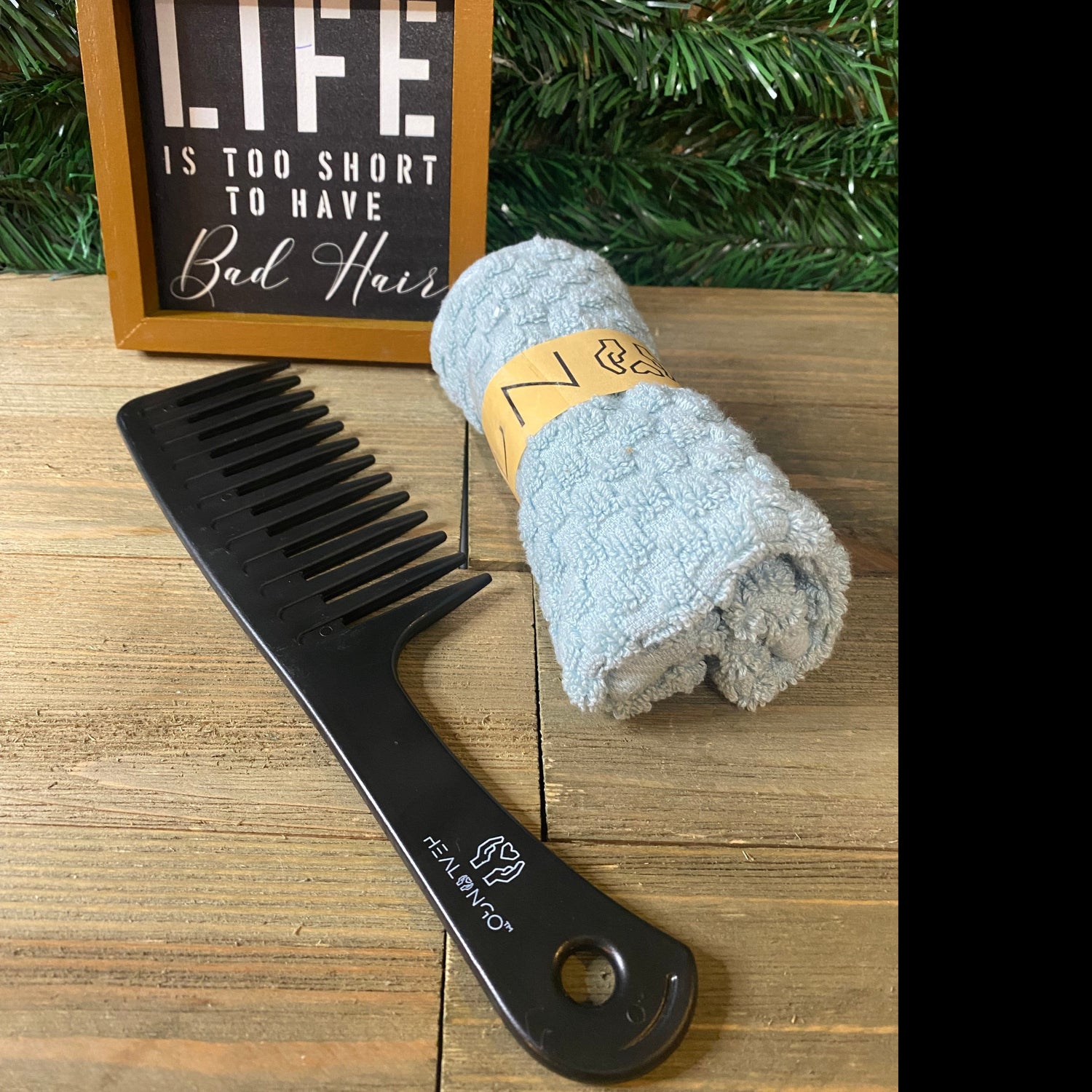 Healngo Wide Tooth Comb: Gentle Detangling for All Hair Types